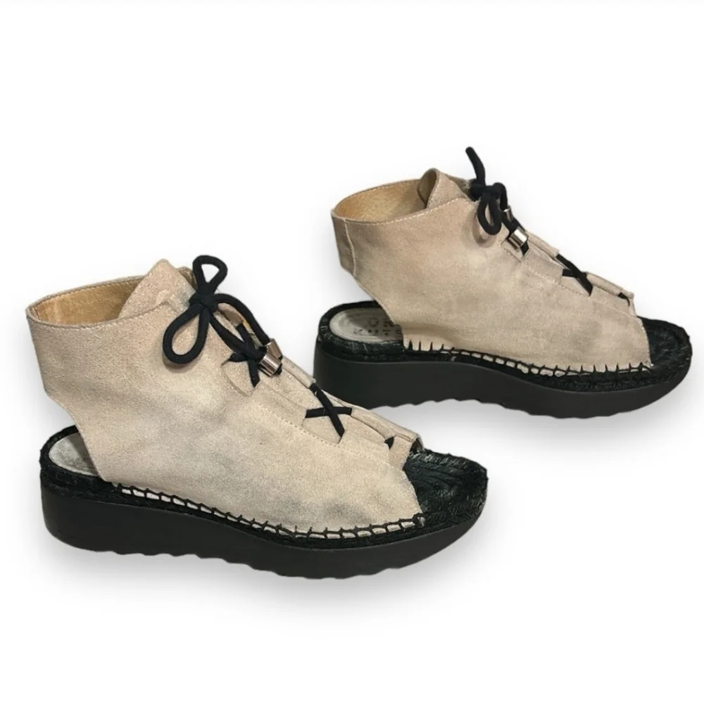 OKI KUTSU Kasai Hi Lace Beige Suede Platform Sandals